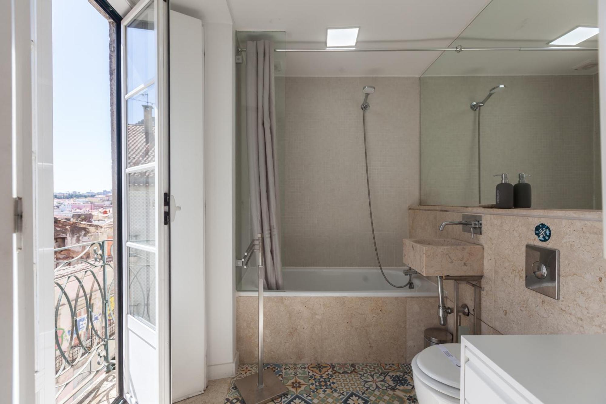Flh Castle Duplex With Terrace Apartment Lisboa Ngoại thất bức ảnh